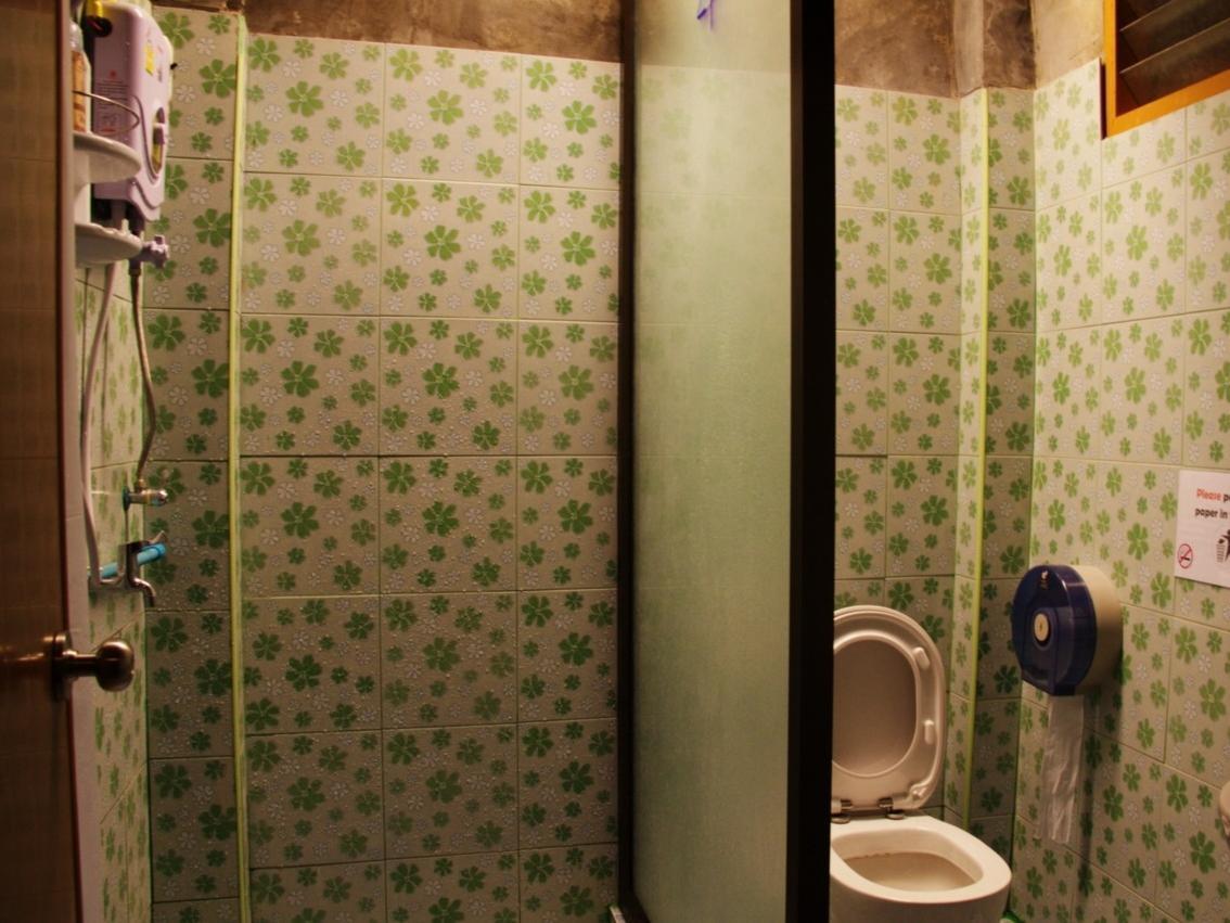 Bann Elephant Hostal *